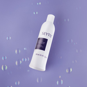 Natural Herbal Extracts Shampoo